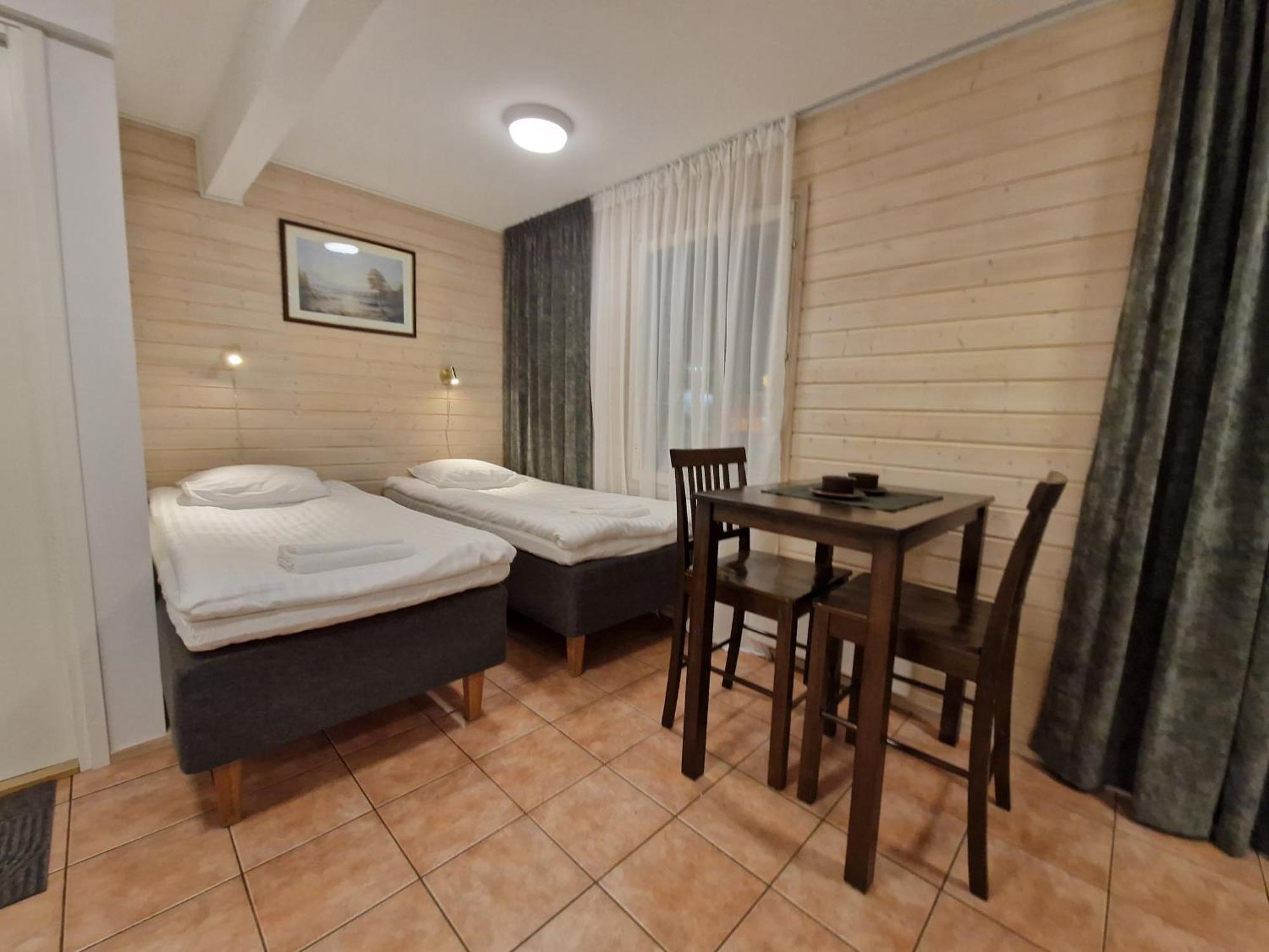 The Sleeping Bear Hotel Inari Exterior photo